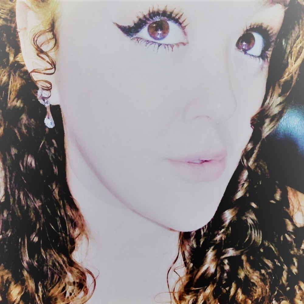 Meet your Posher, Cheryl